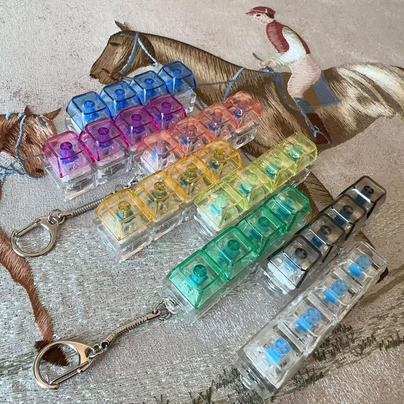 Fingertip Toy LED Keyboard Keychain, Edc Fingertip Clicker, Stress Relief Keychain, Fun Pendant for Boys and Girls, Christmas New Year Gift